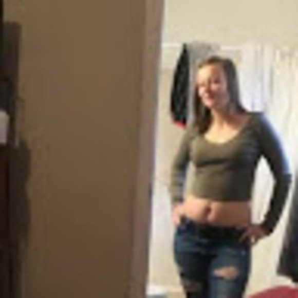 Meet your Posher, Macey - Picture 1 of 1